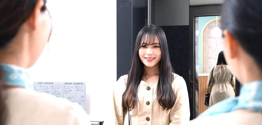 ビューティースキンクリニックの受付風景