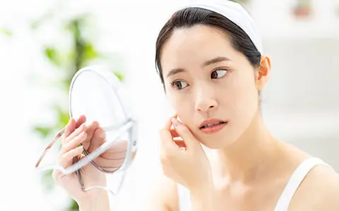 ニキビって何でできるの？ニキビができる原因と流れについて解説します